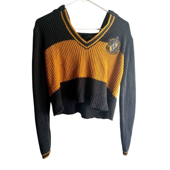 Harry Potter Hufflepuff Sweather Women's Size‎ SM.V neck Hooded Spell out Patch - Picture 1 of 5